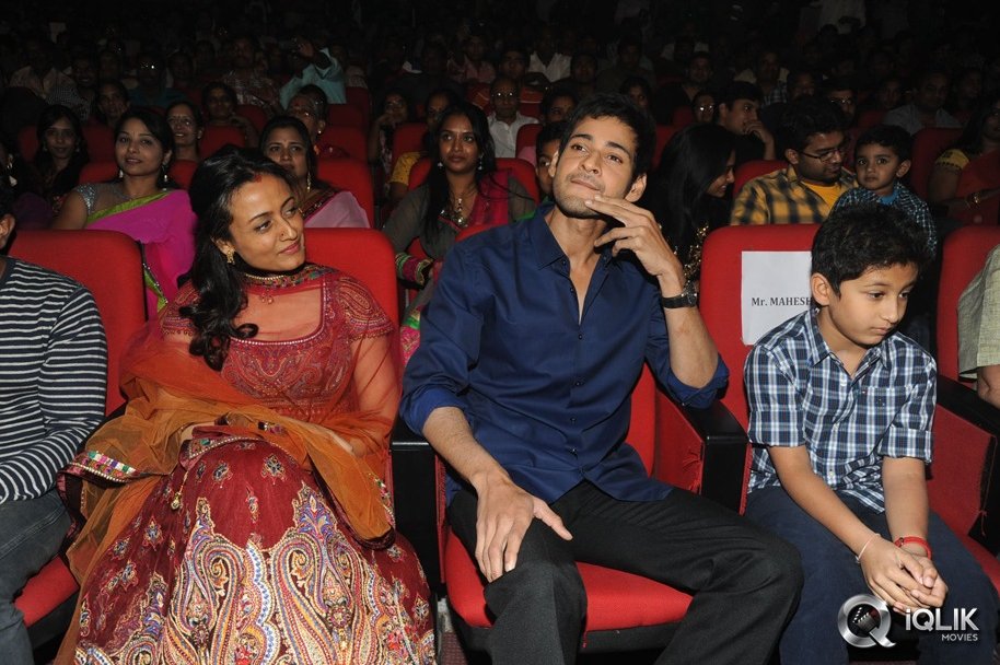 1-Nenokkadine-Movie-Audio-Release